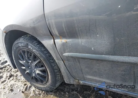 2008 Toyota Sienna Le z USA, uszkodzony, nr VIN 5TDZK23C48S136899